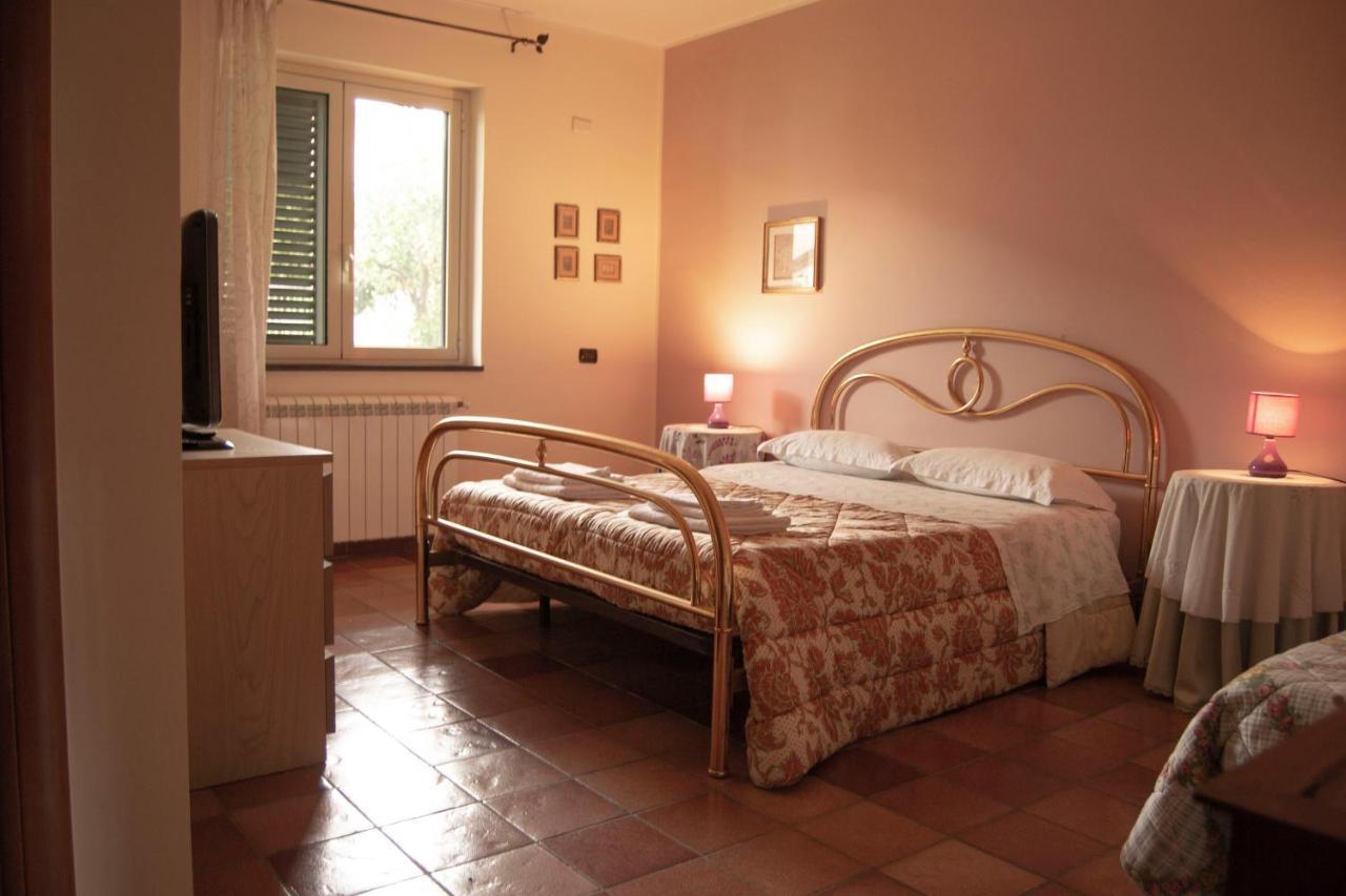 A Nespulara Bed & Breakfast Galati Marina Ngoại thất bức ảnh