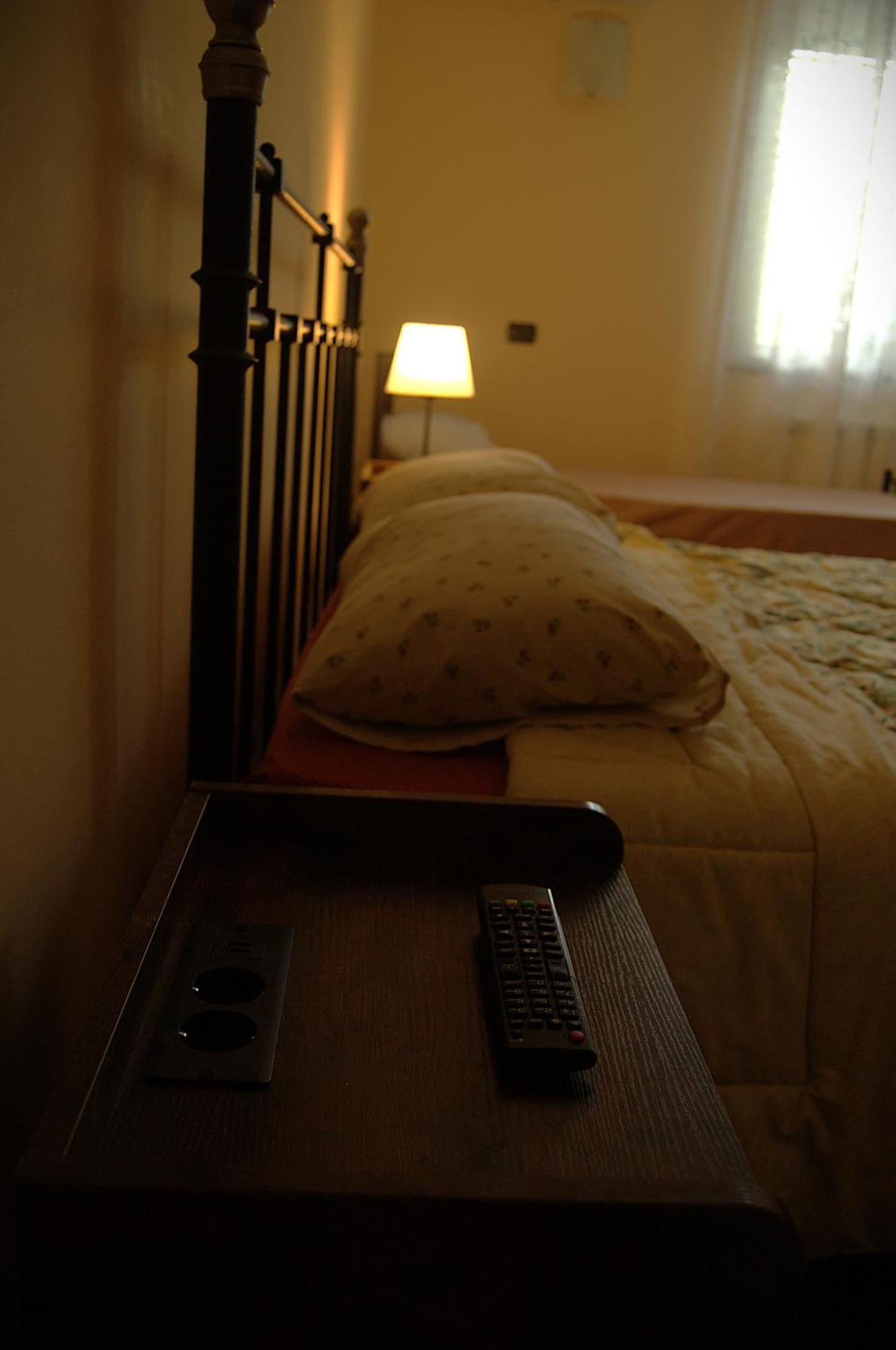 A Nespulara Bed & Breakfast Galati Marina Ngoại thất bức ảnh